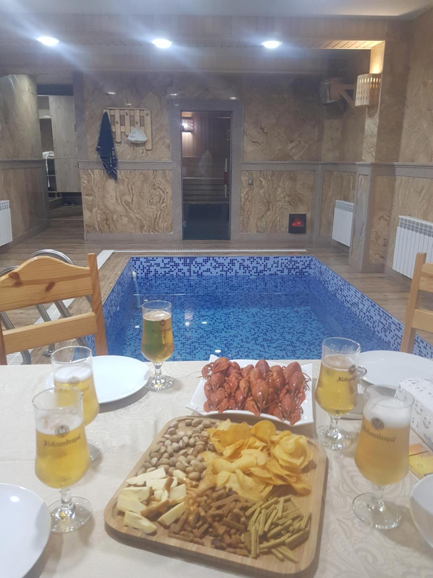 Rubin Hotel Горис Екстериор снимка