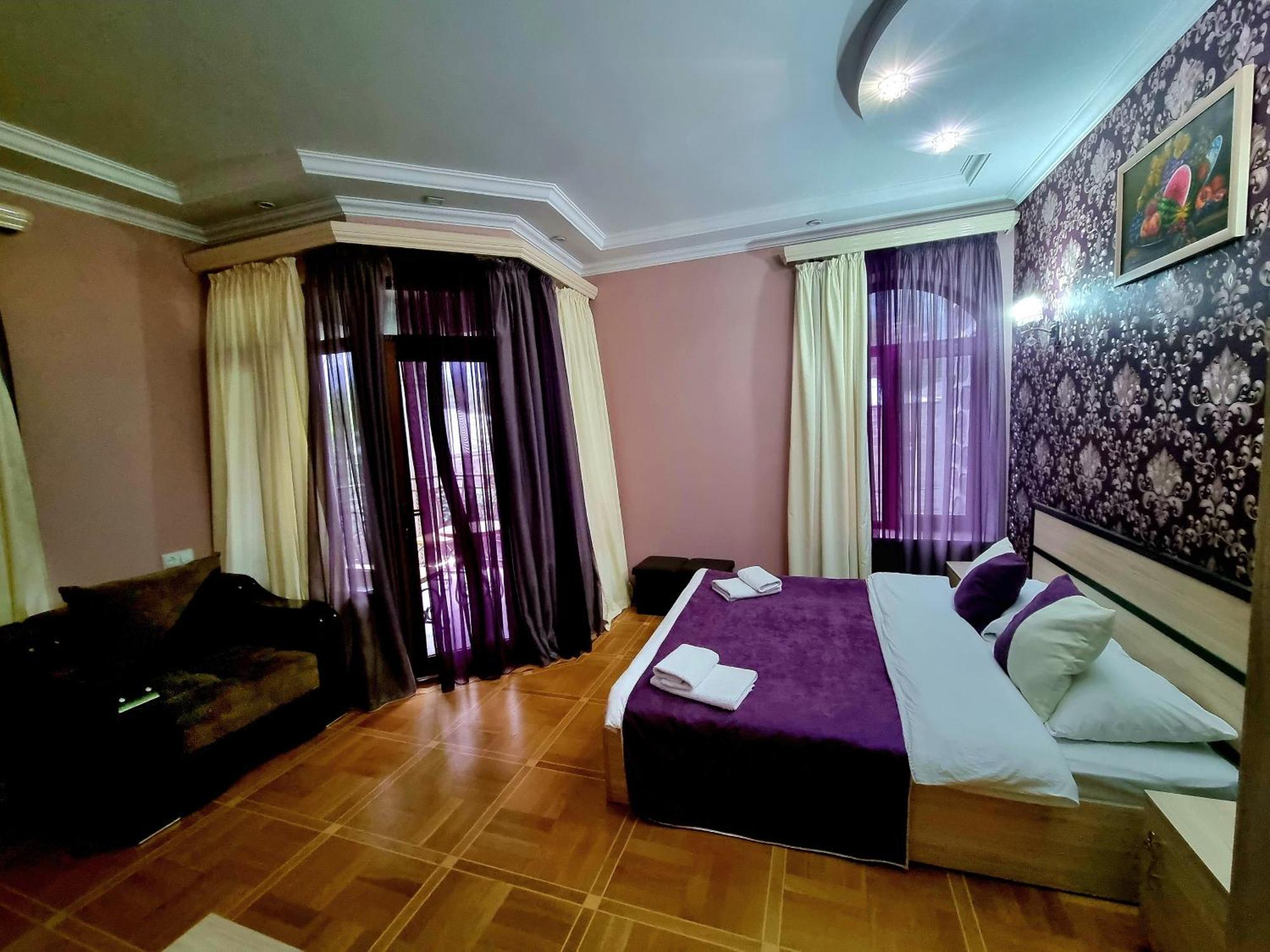 Rubin Hotel Горис Екстериор снимка