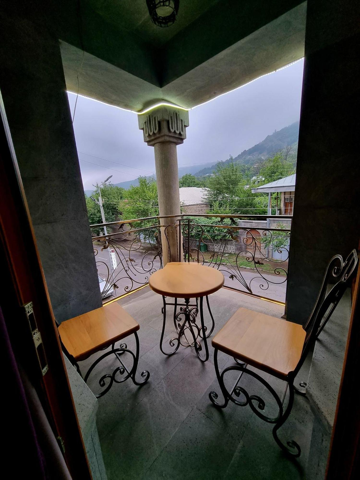 Rubin Hotel Горис Екстериор снимка