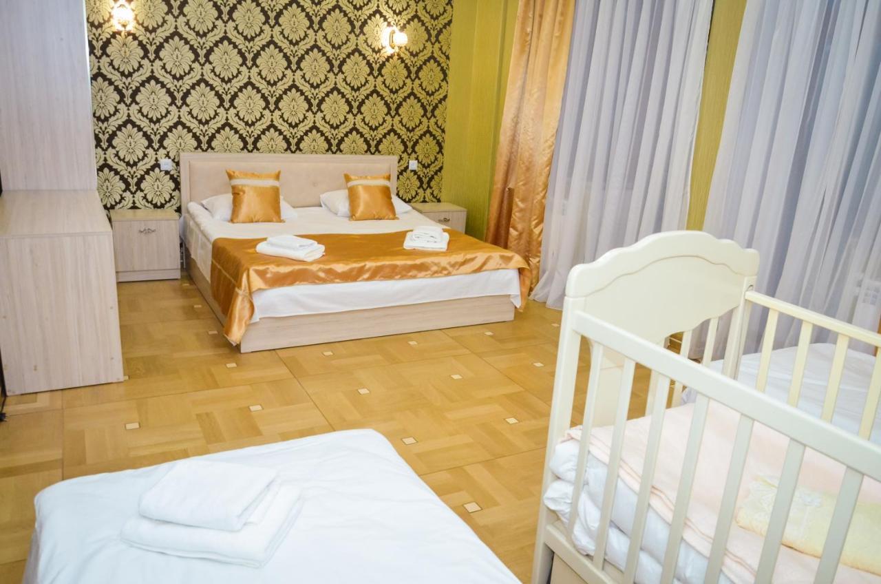 Rubin Hotel Горис Екстериор снимка