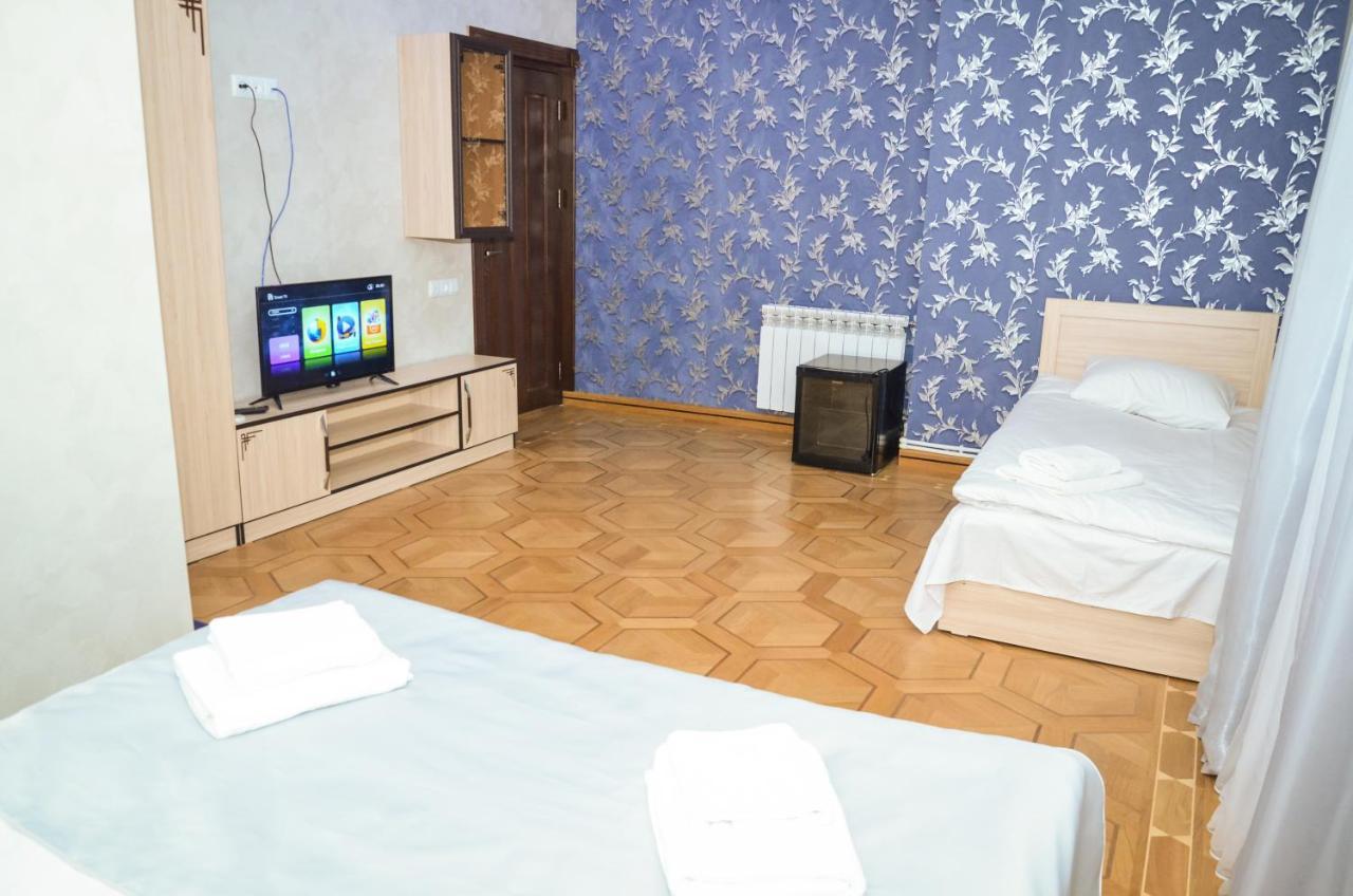Rubin Hotel Горис Екстериор снимка