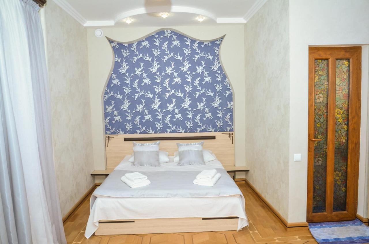 Rubin Hotel Горис Екстериор снимка