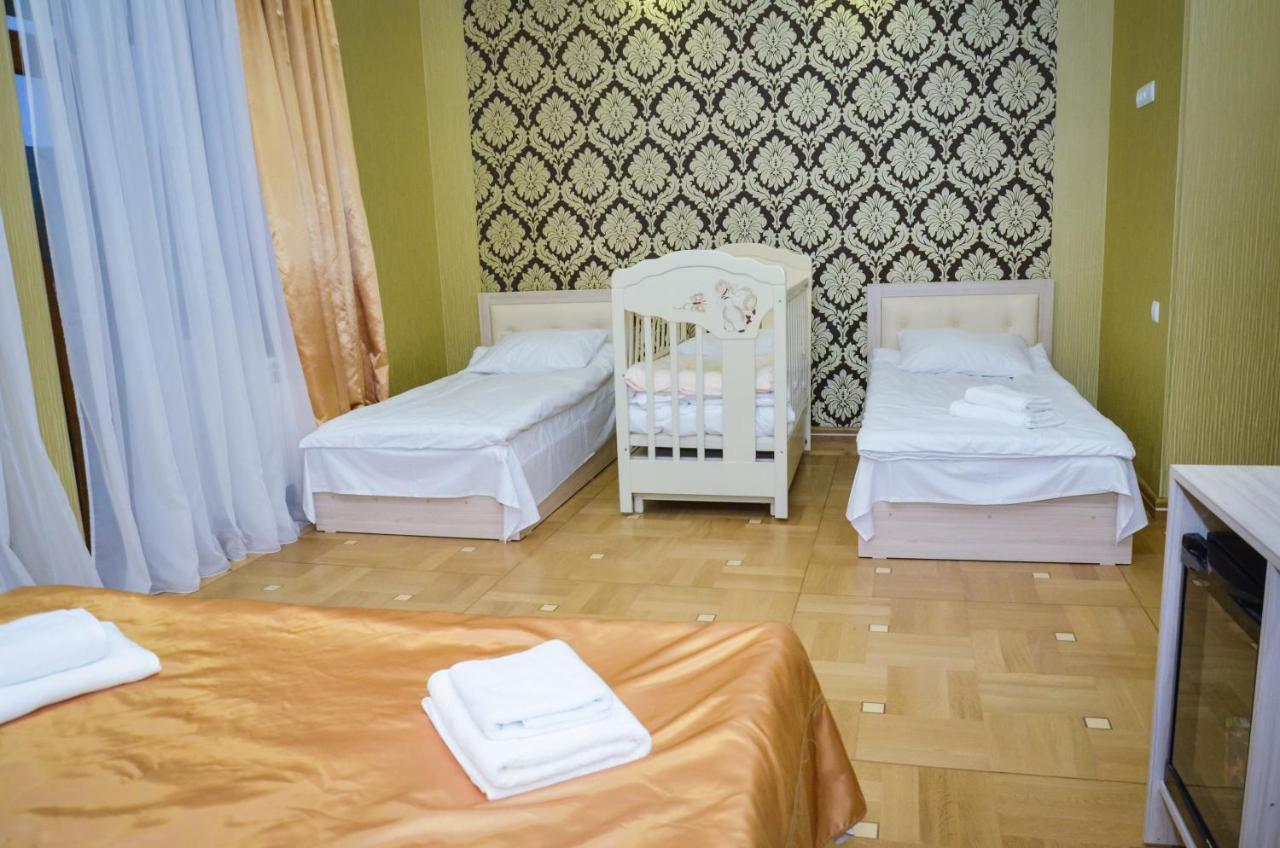 Rubin Hotel Горис Екстериор снимка