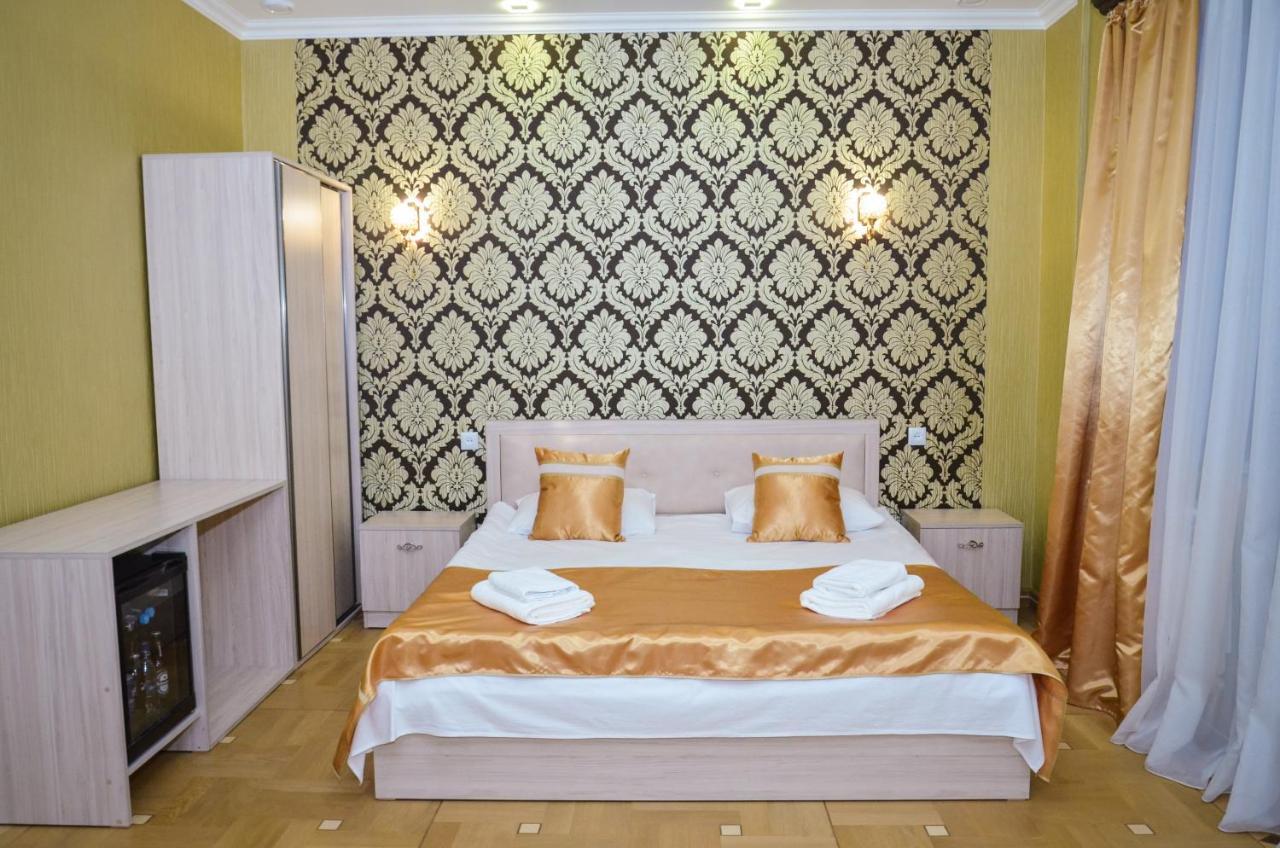 Rubin Hotel Горис Екстериор снимка