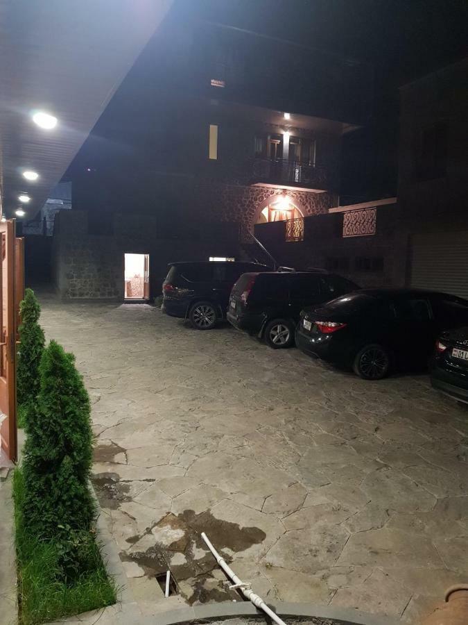 Rubin Hotel Горис Екстериор снимка